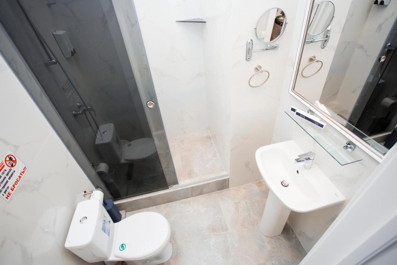 Arena Hotel Astana Ngoại thất bức ảnh